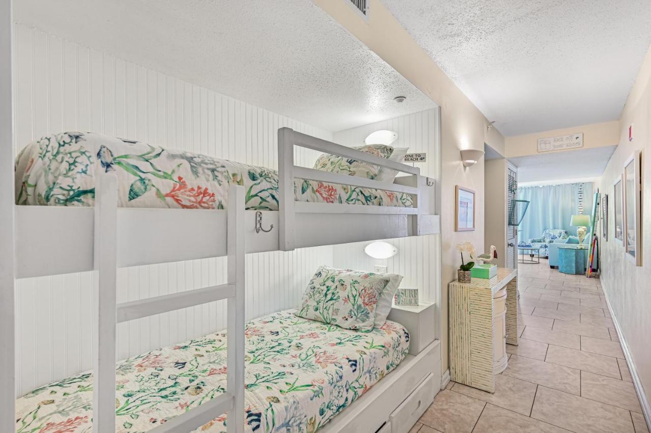 Pelican Beach Resort Rentals Destin Exterior foto